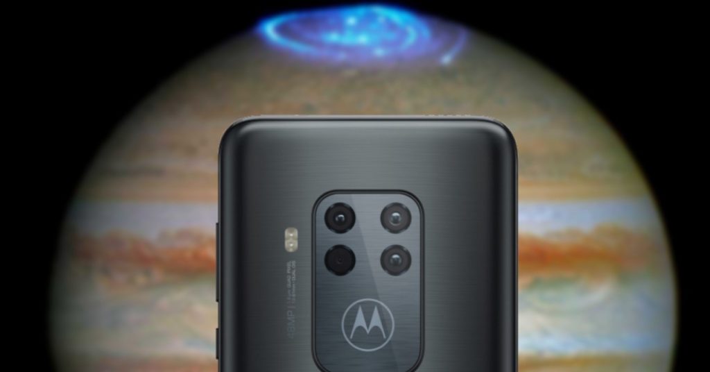 Motorola One Zoom: квадратна камера та Snapdragon 675