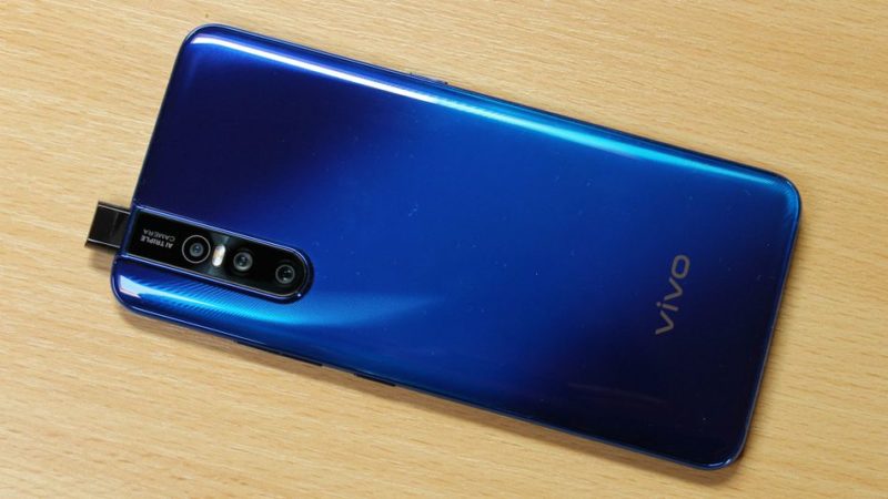 Чехол бумер с хорошей защитой для смартфона vivo v17