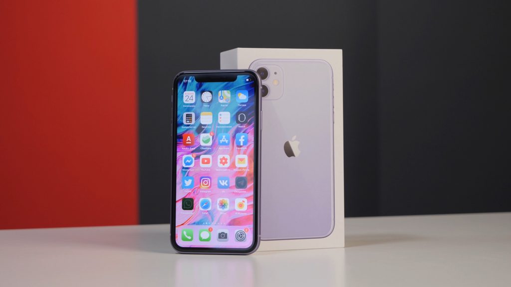 iPhone 11 - єдиний флагман-2019 з роздільною здатністю екрану нижче Full HD. І один з небагатьох з IPS