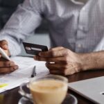 Приватбанк або Monobank