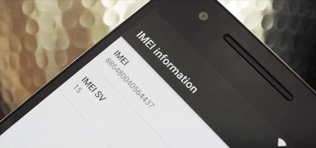 Українцям пояснили, чому не можна нікому повідомляти IMEI свого смартфона