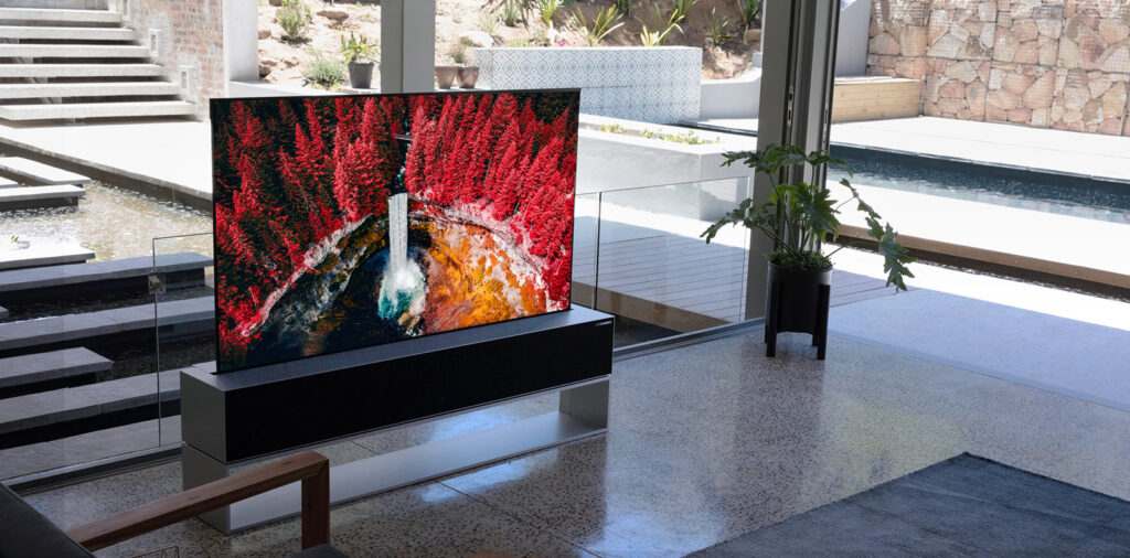 LG випустила телевізор-рулон за 2.5 мільйона гривень