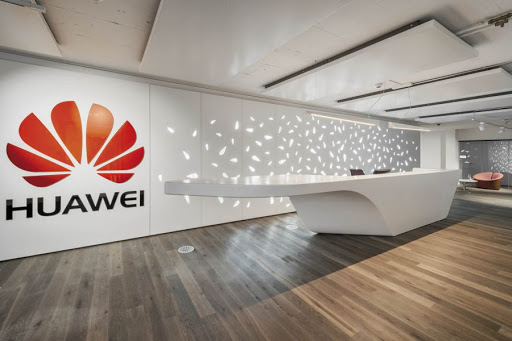 Влада вирішила доручити Huawei захист українців від загроз в інтернеті