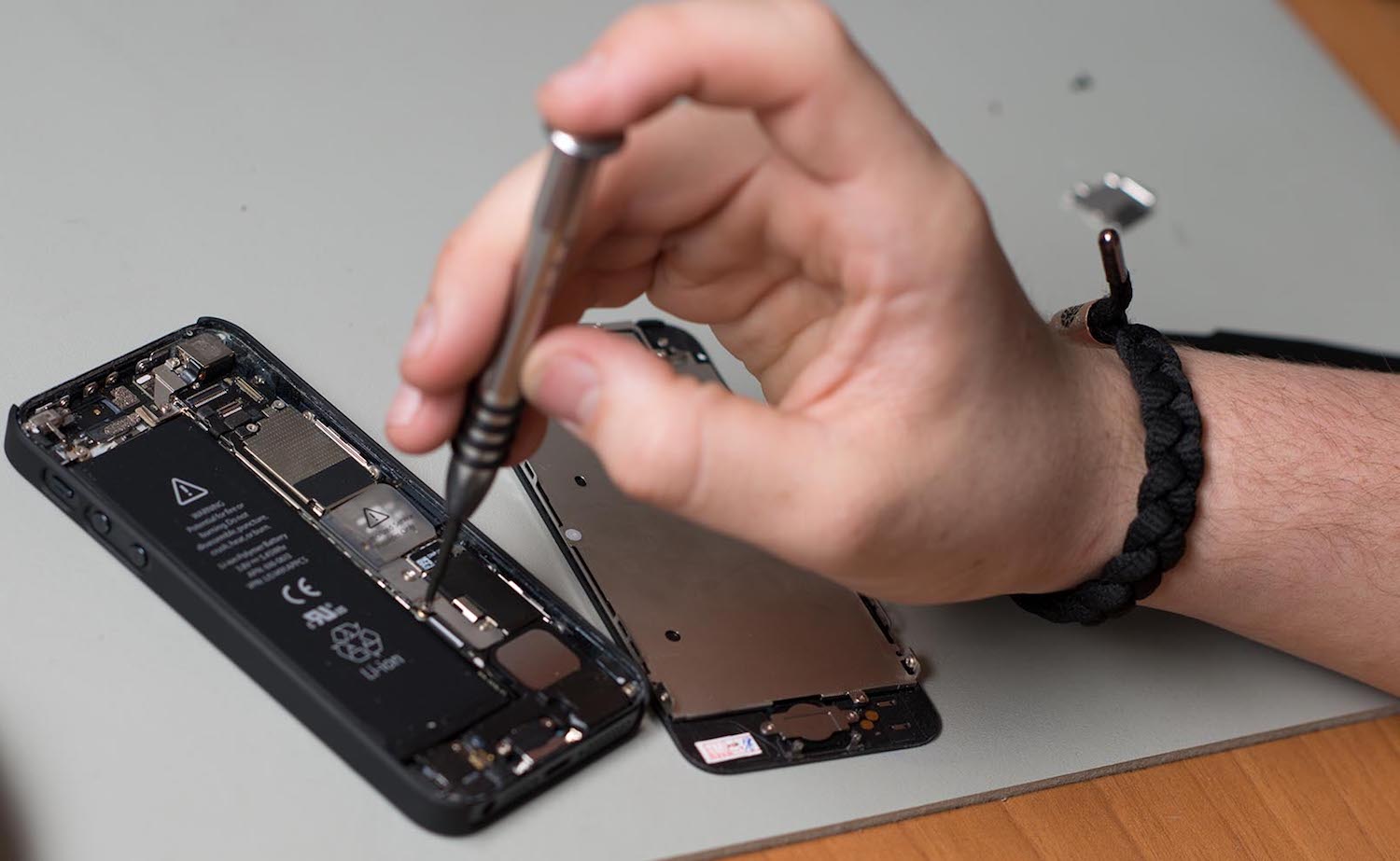 Як оцінити, чи підлягає ремонту ваш iPhone?