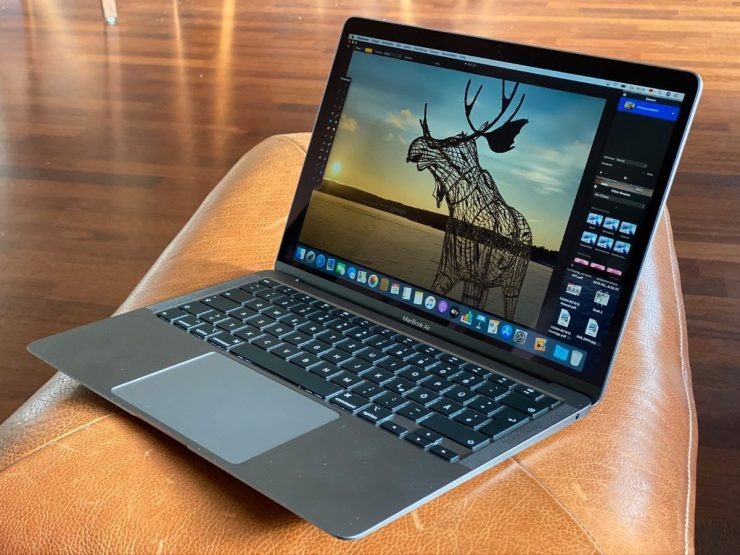 Експерти рекомендують не купувати новий MacBook Air в темному кольорі