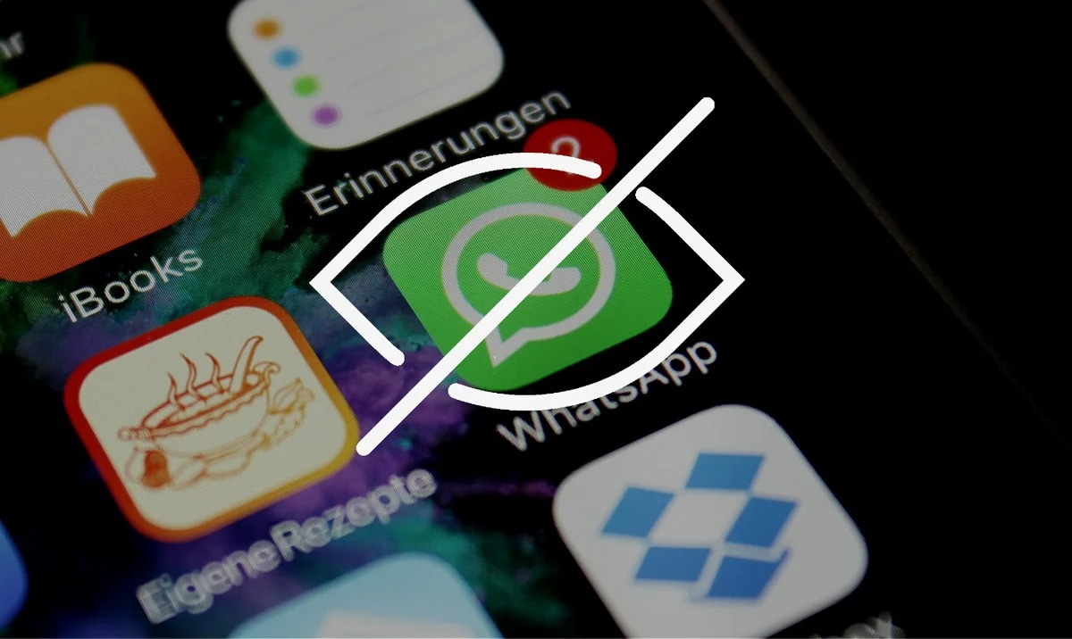 Українцям порадили негайно видалити WhatsApp зі своїх смартфонів: 7 причин