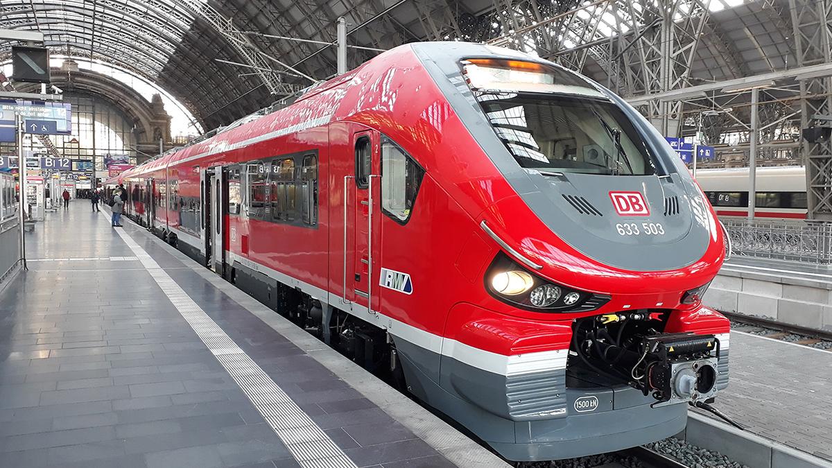 Їздити по європейськи: українські поїзди передадуть в управління німцям