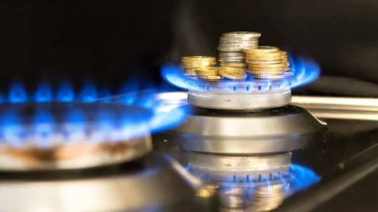 Українці масово отримують платіжки з неіснуючими боргами за газ: інколи на десятки тисяч