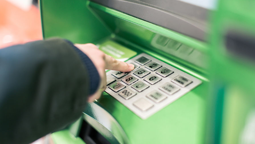 У украинцев забирают деньги через банкоматы: схема обмана