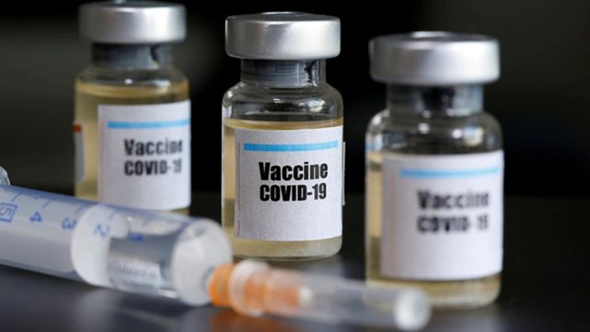 Вакцинироваться могут не все: Ляшко рассказал о возможной альтернативе и это не ПЦР-тесты