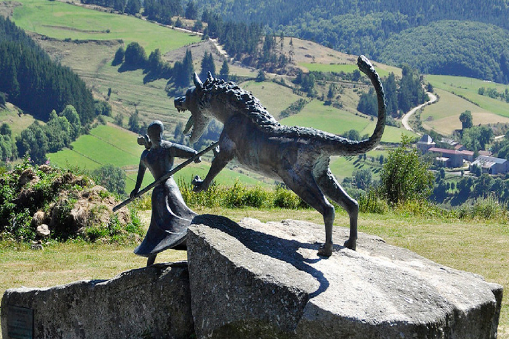 Скульптура жеводанском звіра у Франції