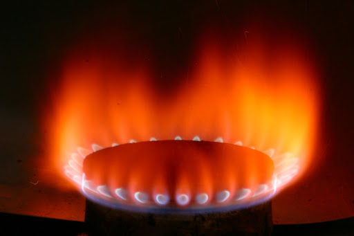 Чи справді розбавляють газ? В Нафтогазі пояснили чому полум’я буває жовтим або червоним