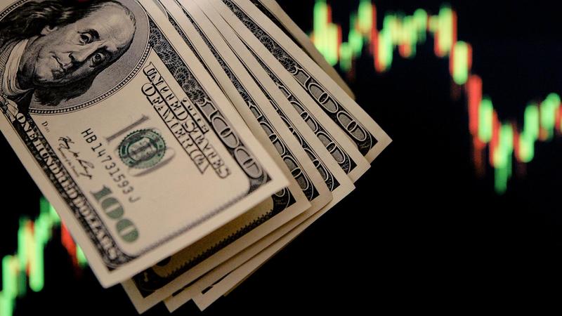 В обменники идти уже нет смысла: известный курс доллара до конца года