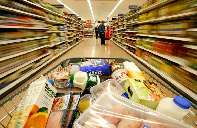 Акционный яд: как украинцев обманывают в супермаркетах