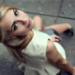 жінка дівчина