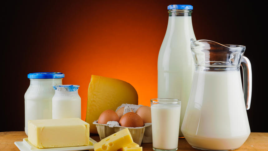 Молочка суттєво зросте в ціні: невже сир та масло стануть розкішшю
