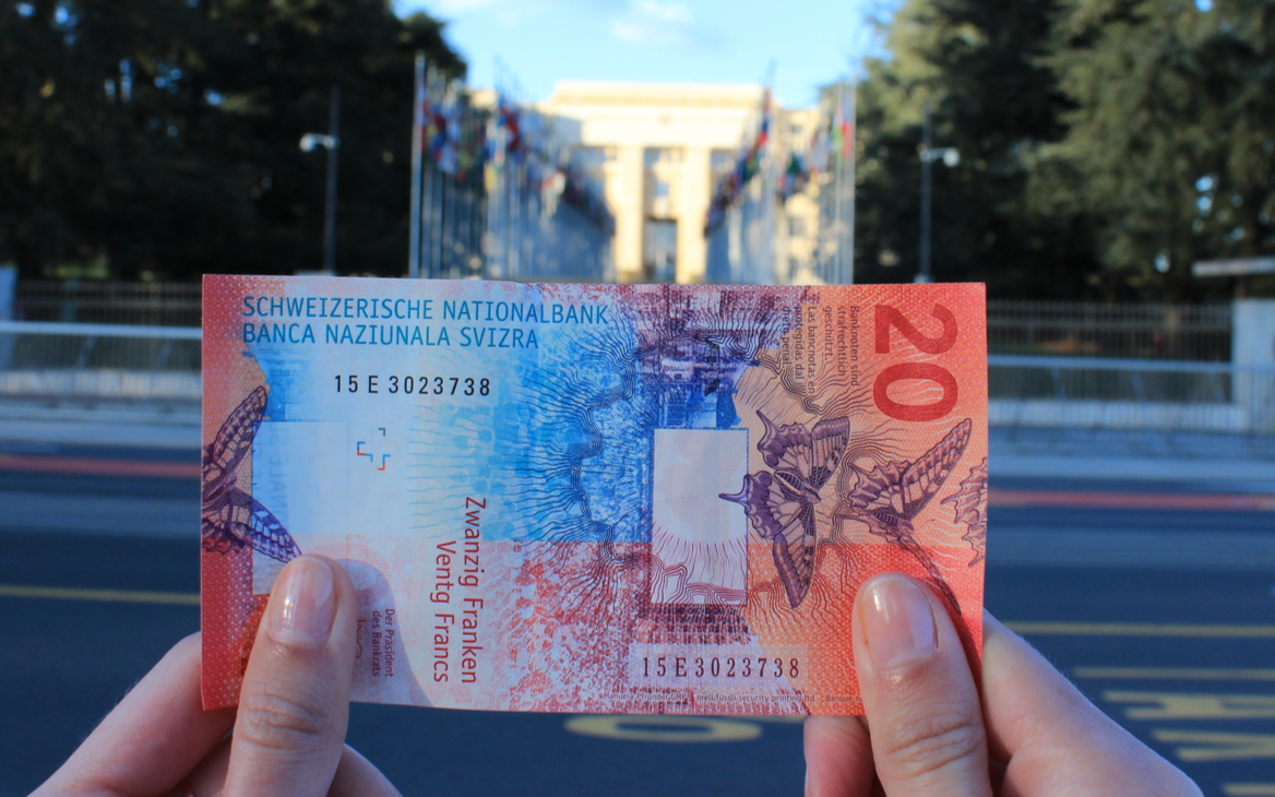Доллар не спасет: какие валюты покупать украинцам, чтобы не потерять деньги