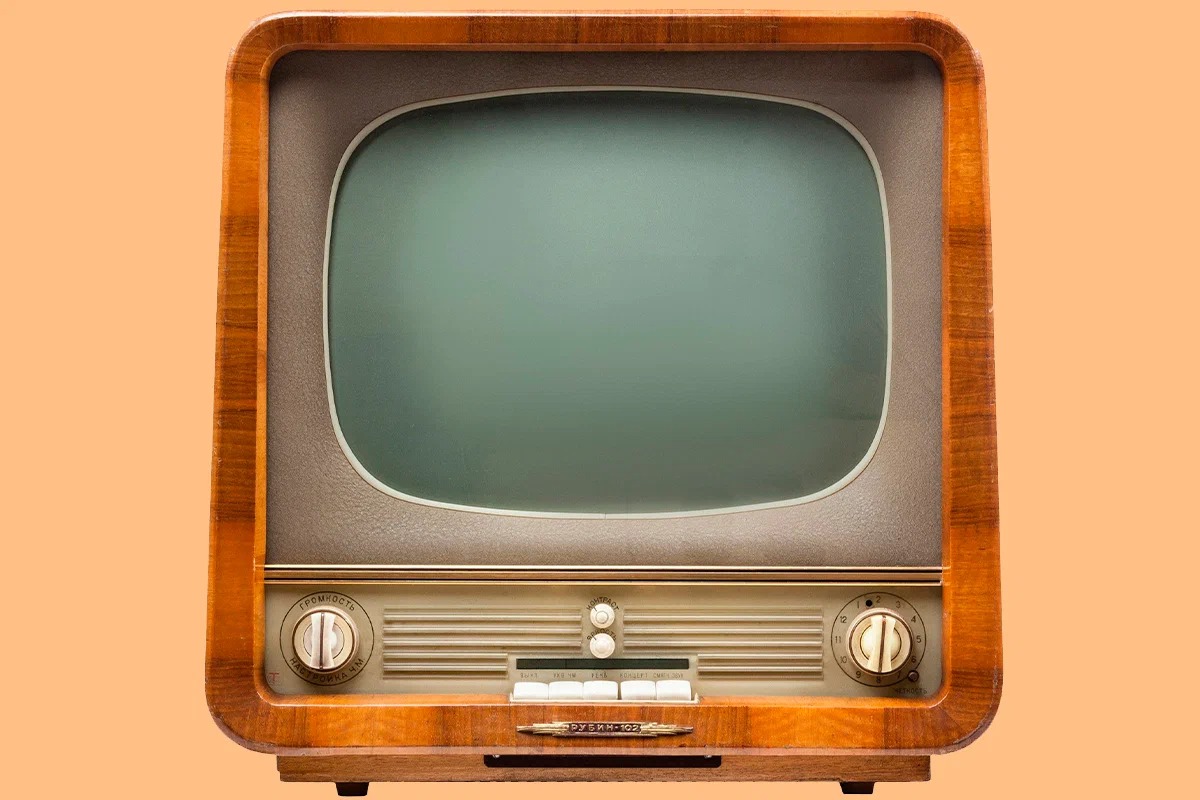 Стало відомо, навіщо в СРСР випускали телевізори на 12 каналів, якщо показувало тільки 2