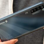 ZTE Axon 40