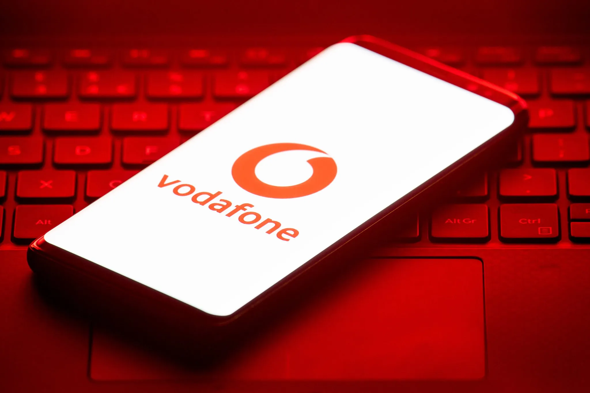 У компанії Vodafone анонсували важливі зміни: за проханнями багатьох абонентів