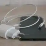 Зарядка iPhone