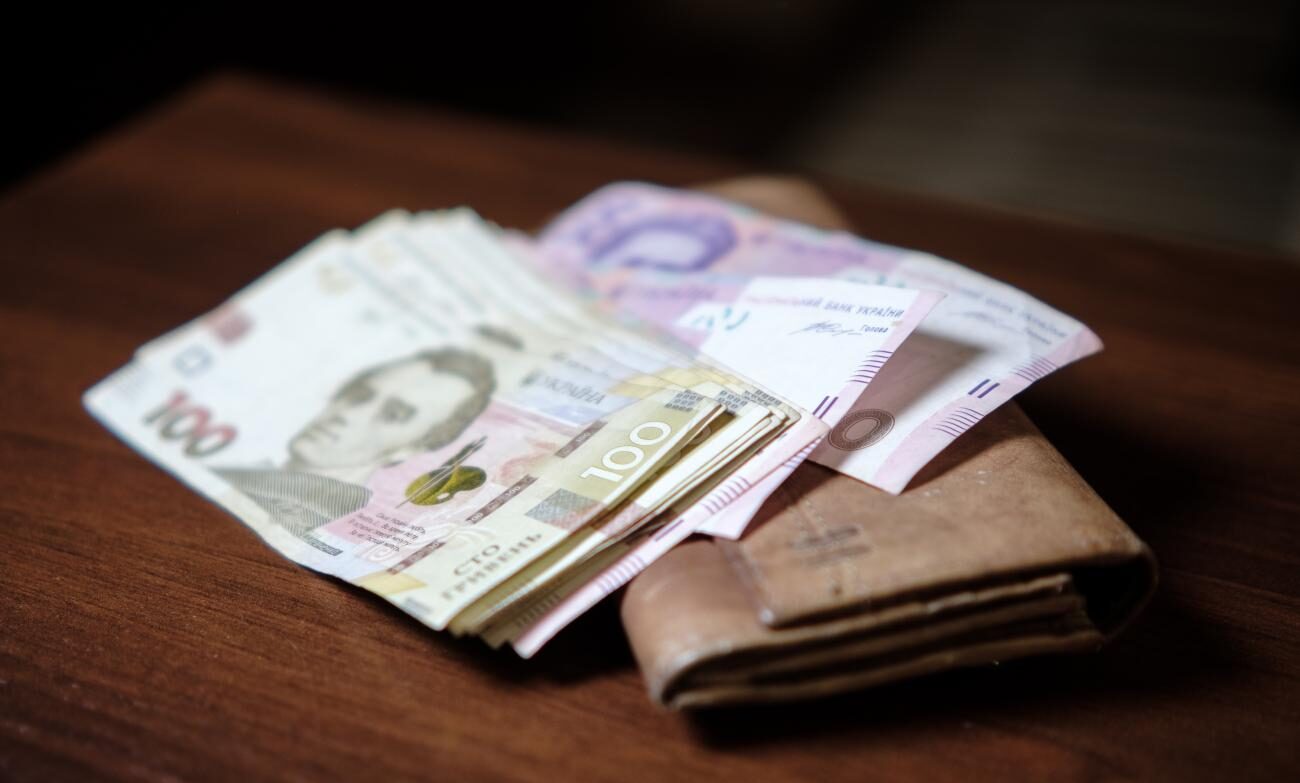 Украинцам снова будут выплачивать по 2200 грн от ООН: кто может претендовать на эти деньги