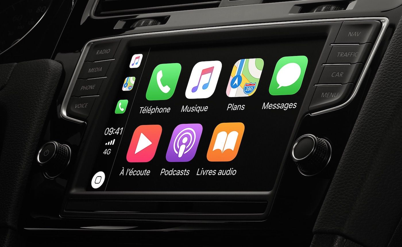 Android Auto проти Apple CarPlay