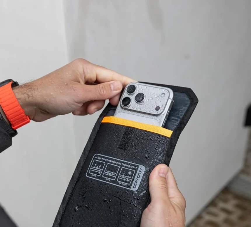 UAG Rescue Pouch