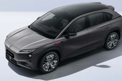 Hongqi EHS7