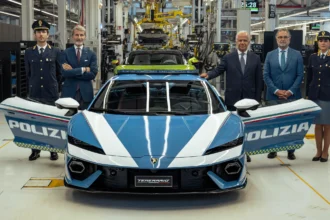 Lamborghini Temerario для итальянской полиции